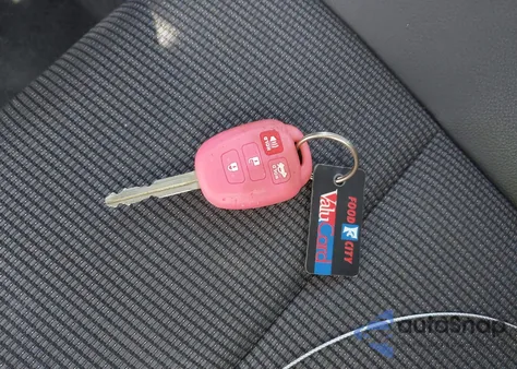 2014 Toyota Corolla S Plus из США, поврежденный, VIN 2T1BURHE2EC201171